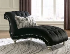 Harriotte Black Chaise